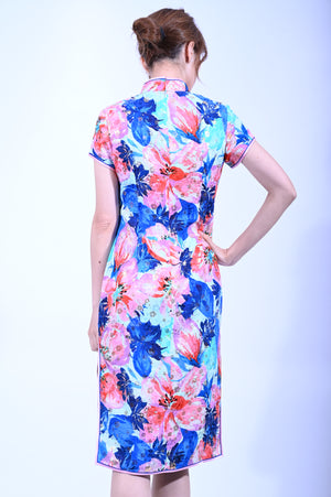 Line & Curve Lady Silk Qi Pao YL1187